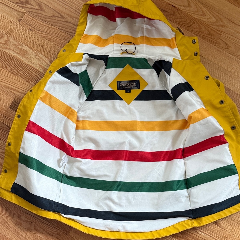 Pendleton Bright Yellow Hooded Raincoat - Picture 4 of 6